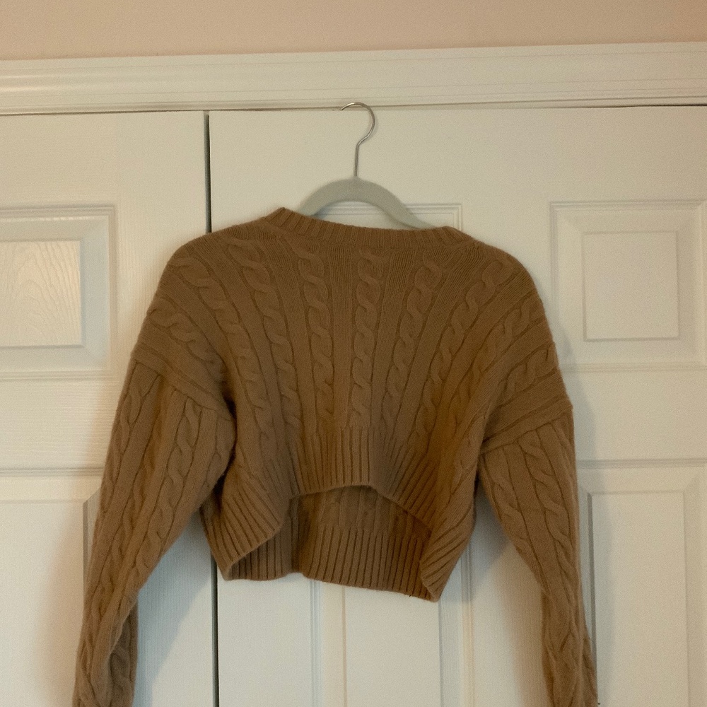 Aritiza Light Brown Cropped Cable Knit Sweater